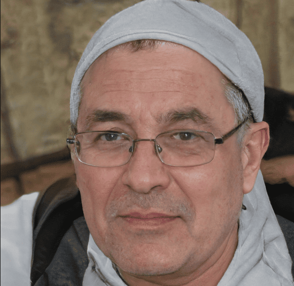 <em>Javier C.</em>